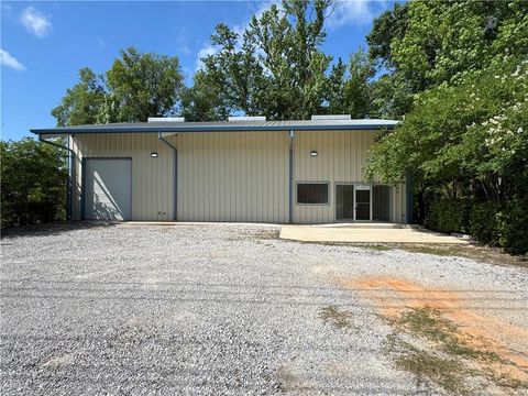 1625-1655 COLLINS Boulevard Covington LA 70433