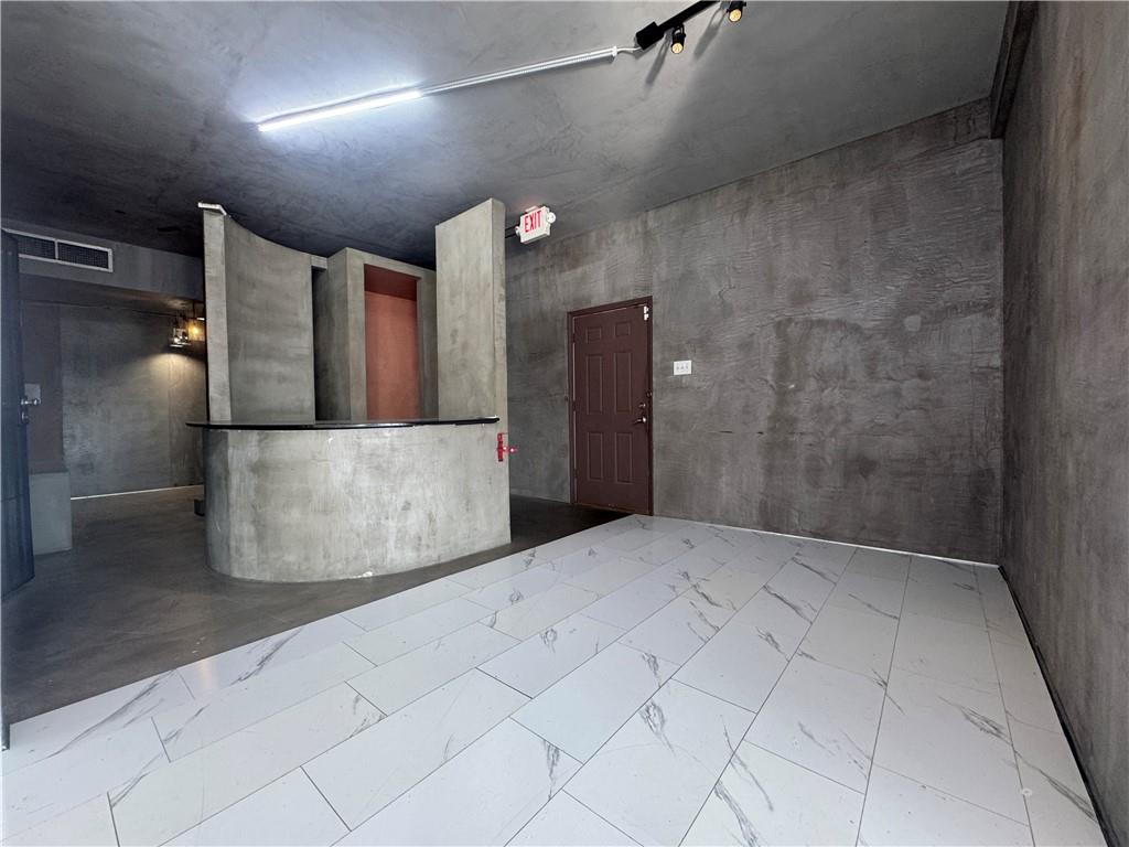 3841 VETERANS Boulevard 103