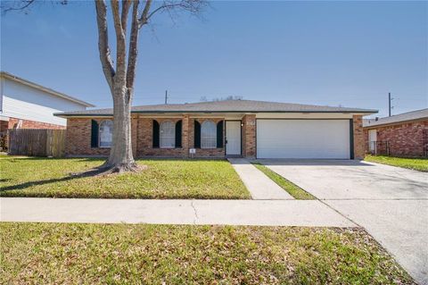 Photo of 1612 E FRISCO Drive, La Place, LA 70068 (MLS # 2545625)