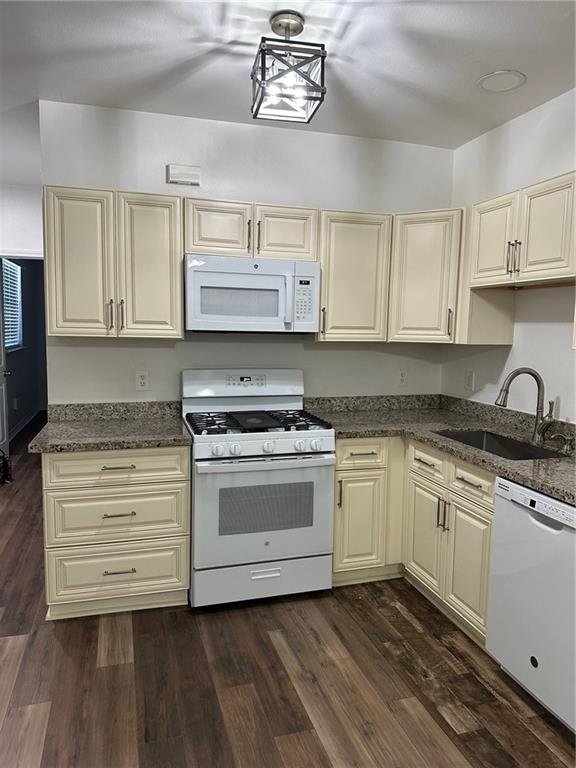 Metairie, Louisiana 70001, United States, 2 Bedrooms Bedrooms, ,1 BathroomBathrooms,Residential,Active,229687