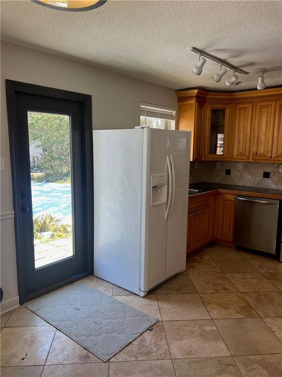 Metairie, Louisiana 70005, United States, 3 Bedrooms Bedrooms, ,1 BathroomBathrooms,Residential,Pending,13982