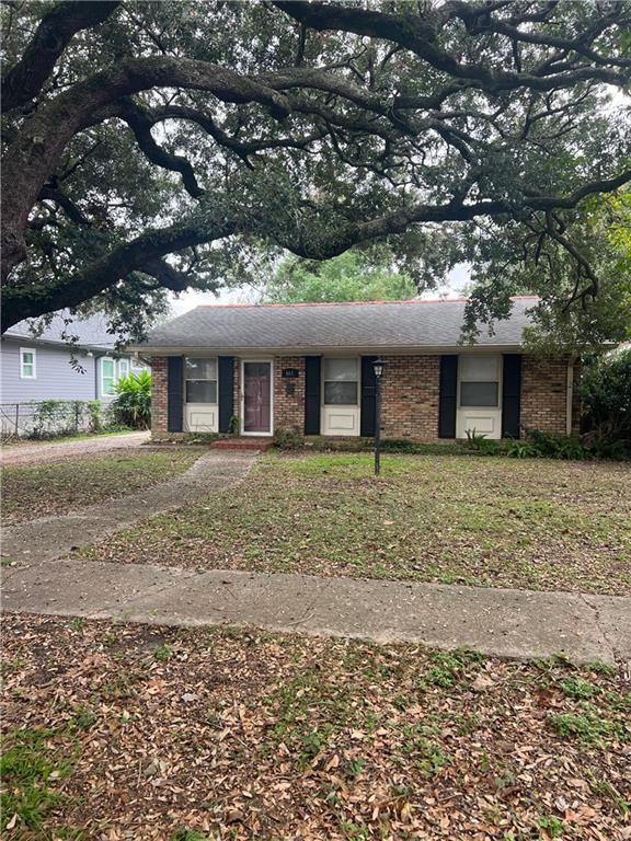 Metairie, Louisiana 70005, United States, 3 Bedrooms Bedrooms, ,1 BathroomBathrooms,Residential,Pending,13982