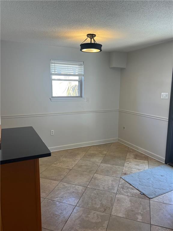 Metairie, Louisiana 70005, United States, 3 Bedrooms Bedrooms, ,1 BathroomBathrooms,Residential,Pending,13982