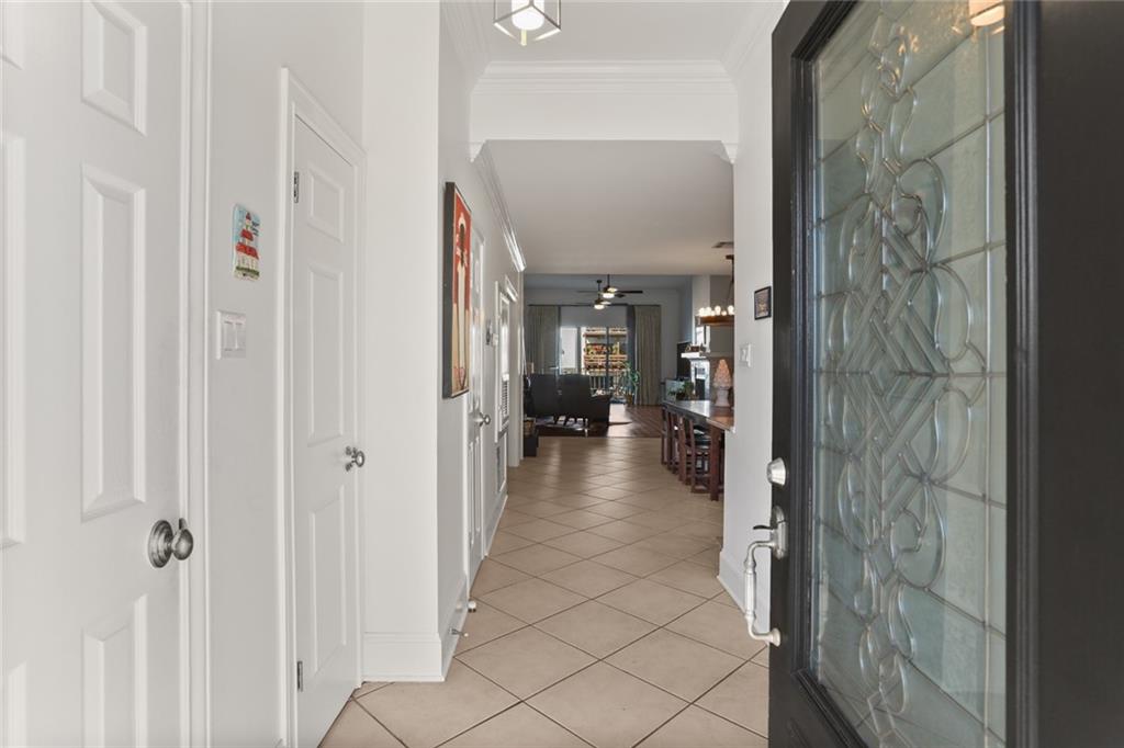 7300 LAKESHORE Drive 31