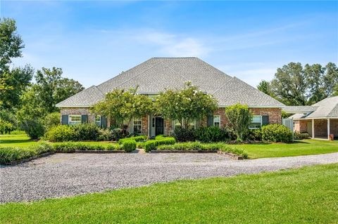 Photo of 81253 OLD MILITARY Road, Bush, LA 70431 (MLS # 2545404)
