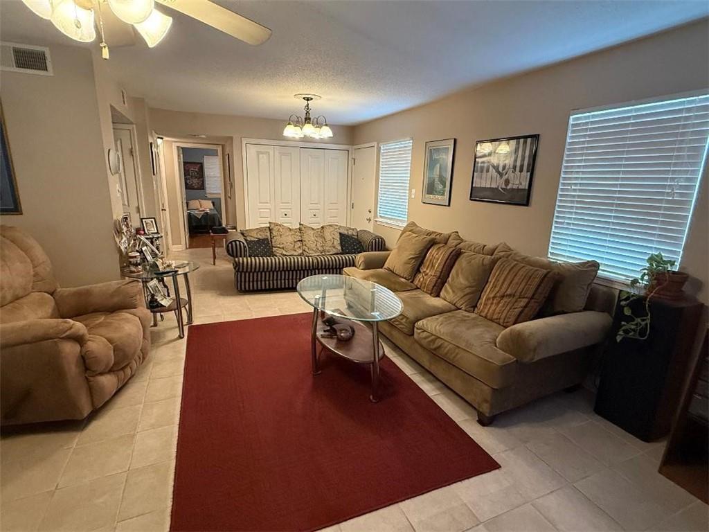 2813 RIVER Road B