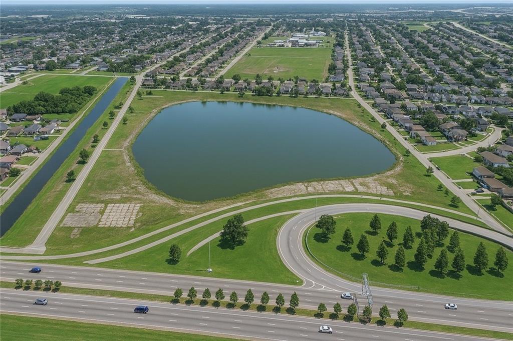 6800-6810 I-10 SERVICE Road
