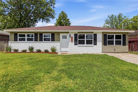 Photo of 244 AZALEA Drive, Westwego, LA 70094 (MLS # 2553892)