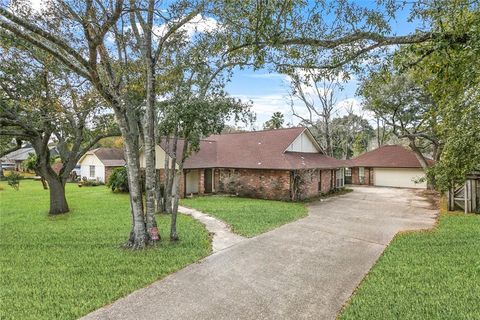 387 CROSS GATES Boulevard Slidell LA 70461