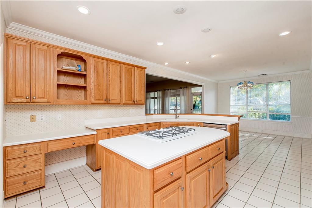 Covington, Louisiana 70433, United States, 4 Bedrooms Bedrooms, ,3 BathroomsBathrooms,Residential,Pending,20052