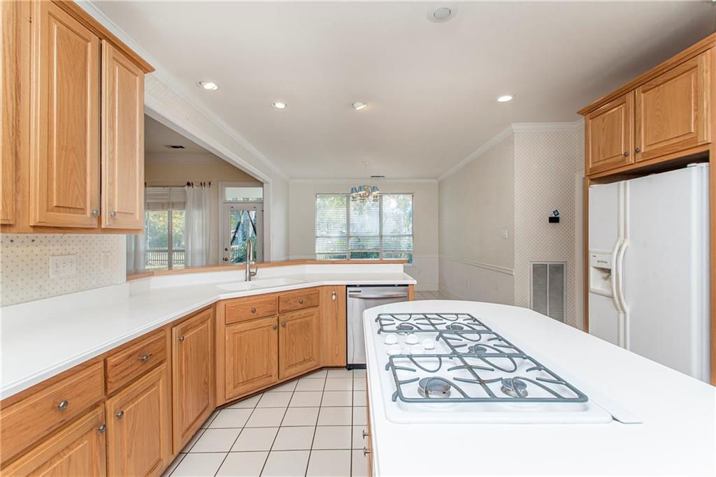 Covington, Louisiana 70433, United States, 4 Bedrooms Bedrooms, ,3 BathroomsBathrooms,Residential,Pending,20052