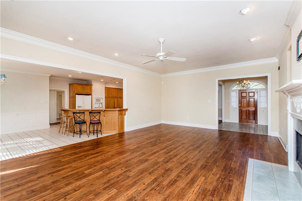 Covington, Louisiana 70433, United States, 4 Bedrooms Bedrooms, ,3 BathroomsBathrooms,Residential,Pending,20052