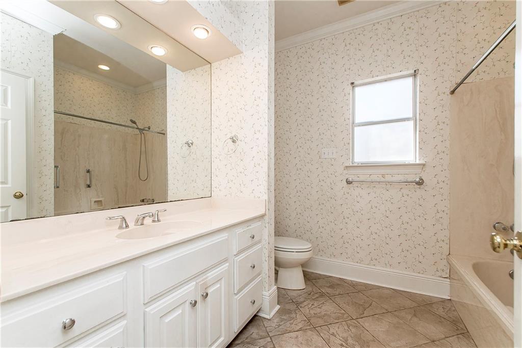 Covington, Louisiana 70433, United States, 4 Bedrooms Bedrooms, ,3 BathroomsBathrooms,Residential,Pending,20052