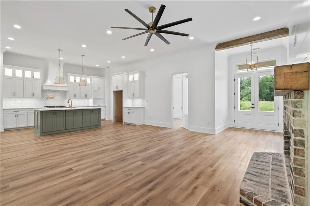 605 KRISTIAN Court