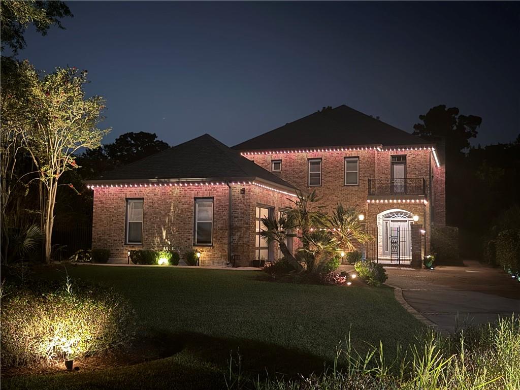 4 ANNANDALE Court