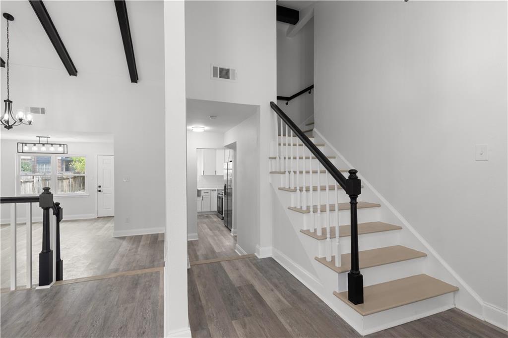 3237 WHISPER Lane