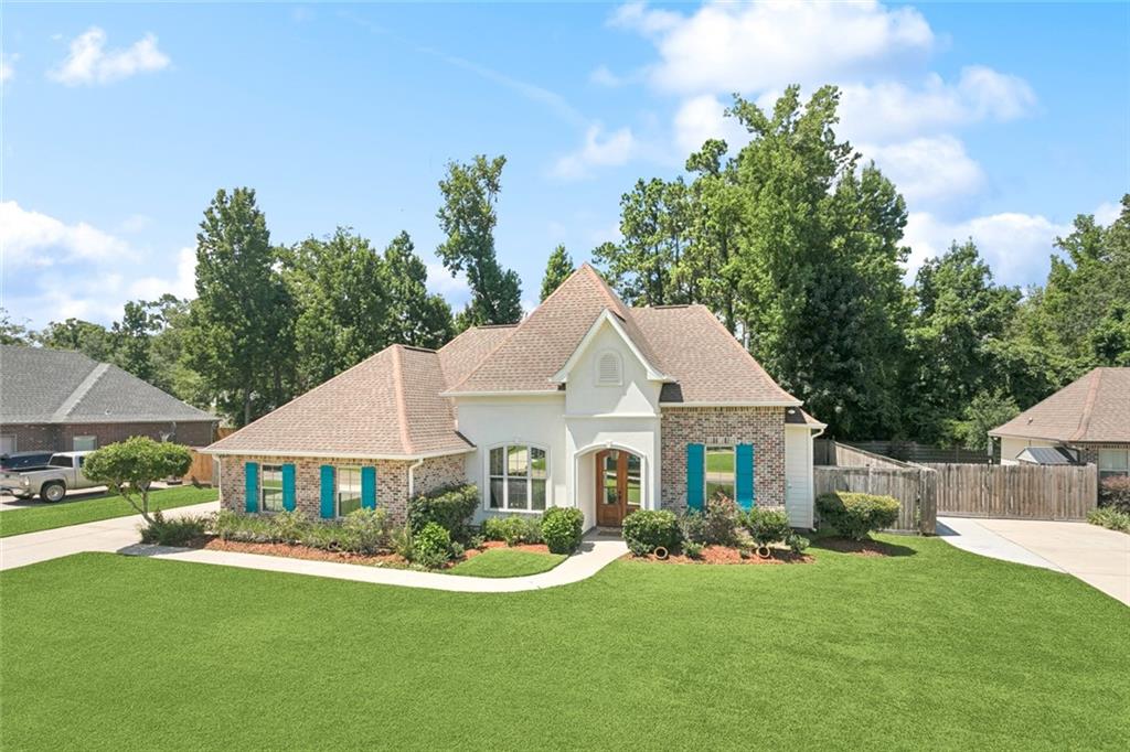 209 PINE CREST Drive
