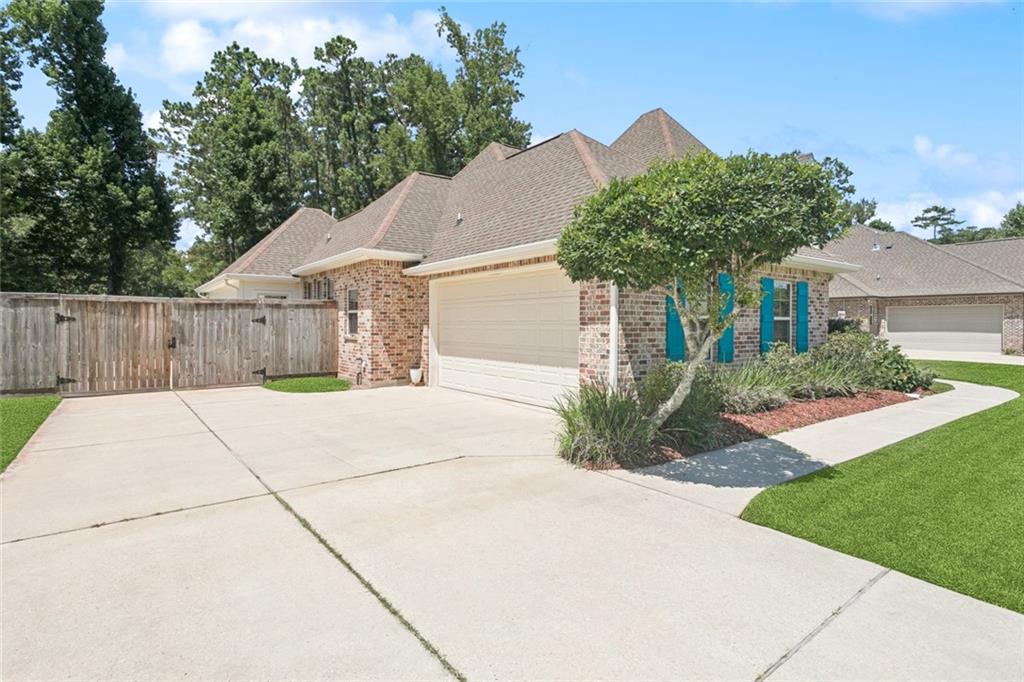 209 PINE CREST Drive