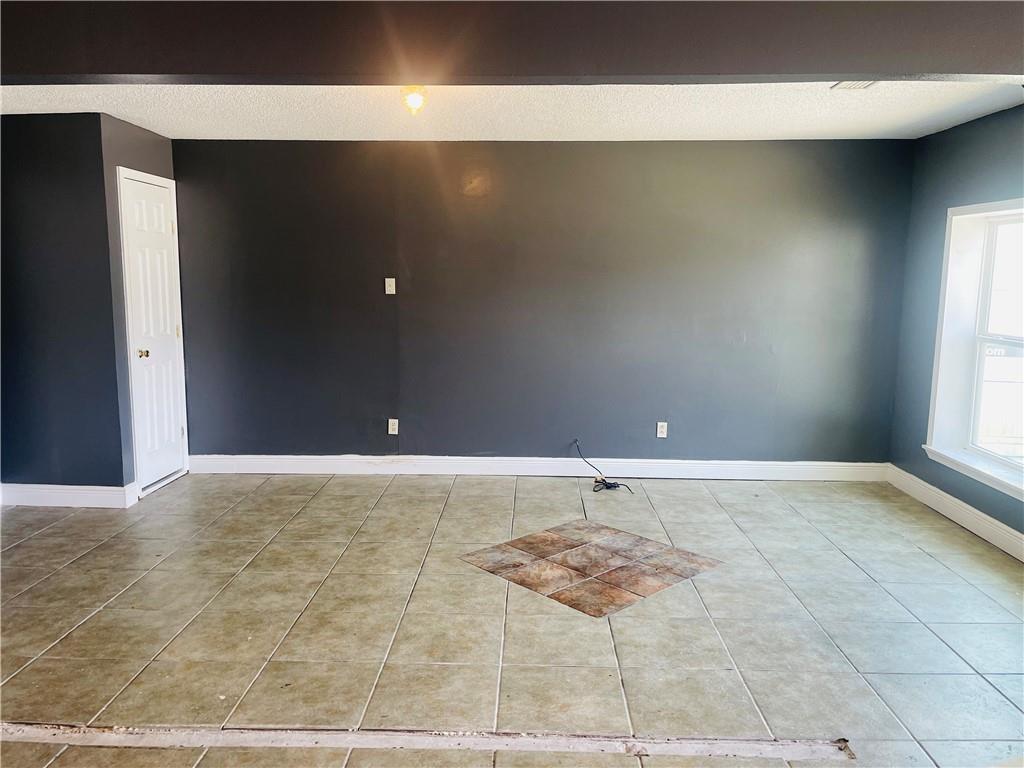 Marrero, Louisiana 70072, United States, 3 Bedrooms Bedrooms, ,2 BathroomsBathrooms,Residential,Active,56529