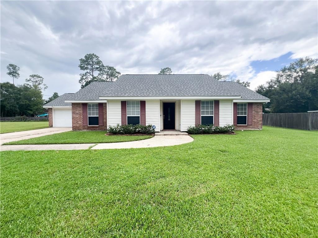178 CHEROKEE DR Drive