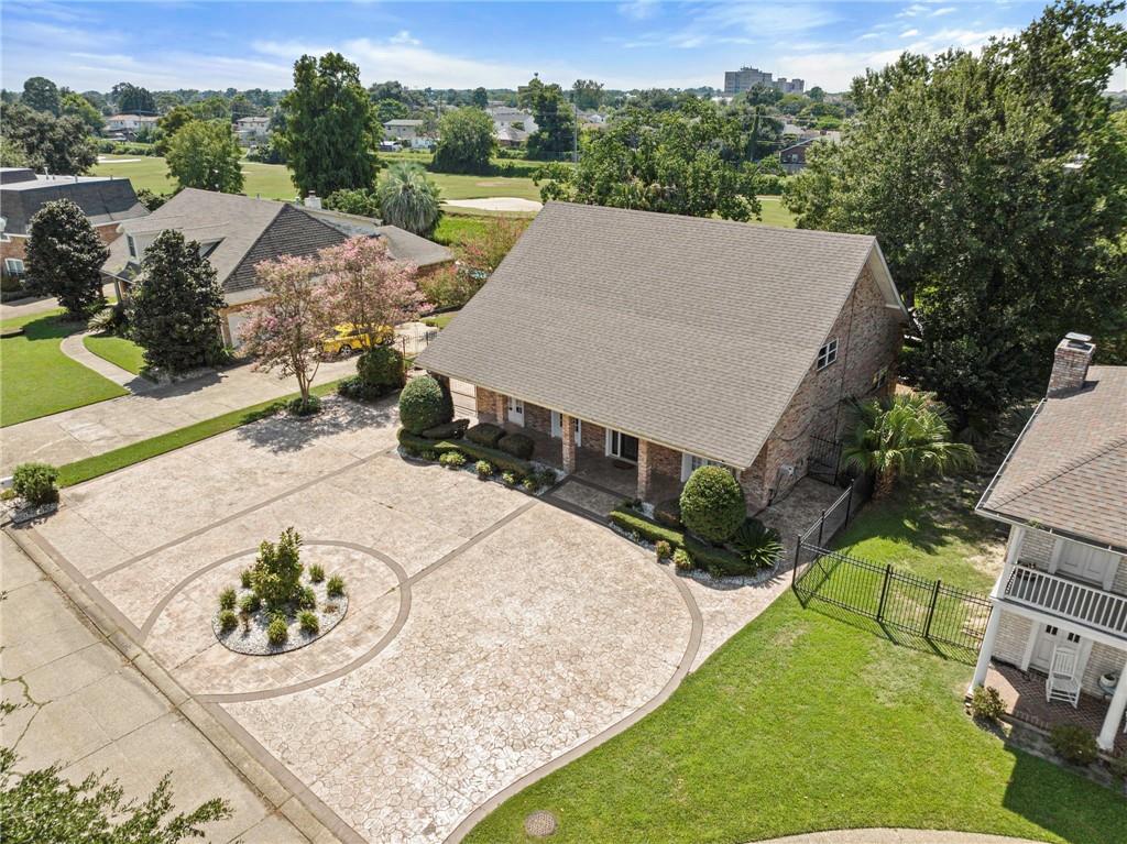 105 CHATEAU LATOUR Drive