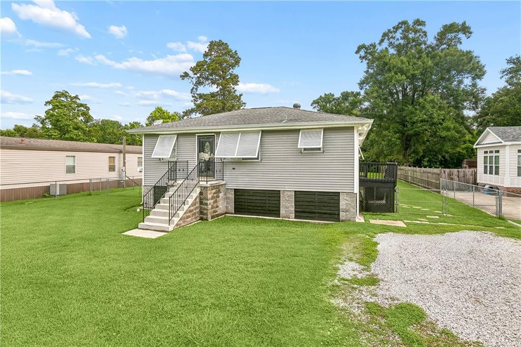 2920 FARMSITE Road
