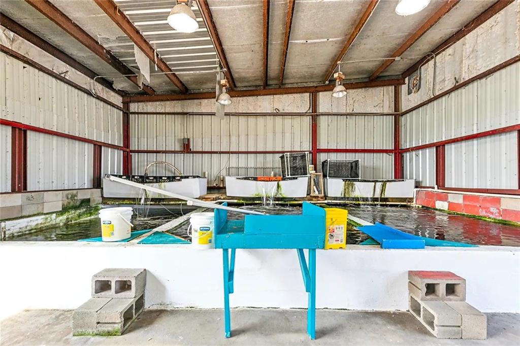 5933 DELACROIX Highway