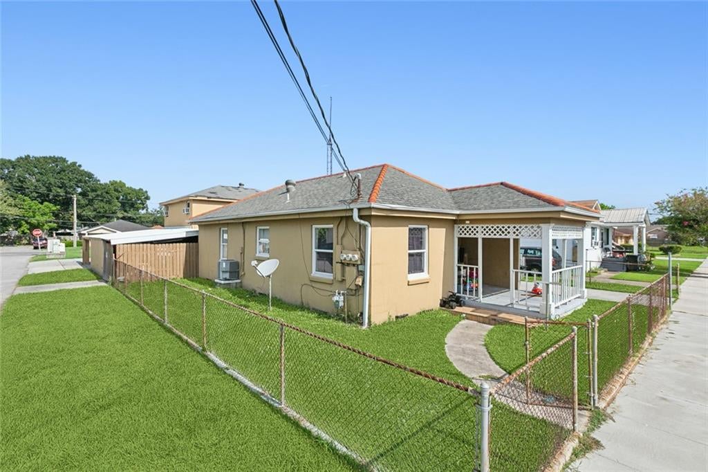 2200 TRIO Street