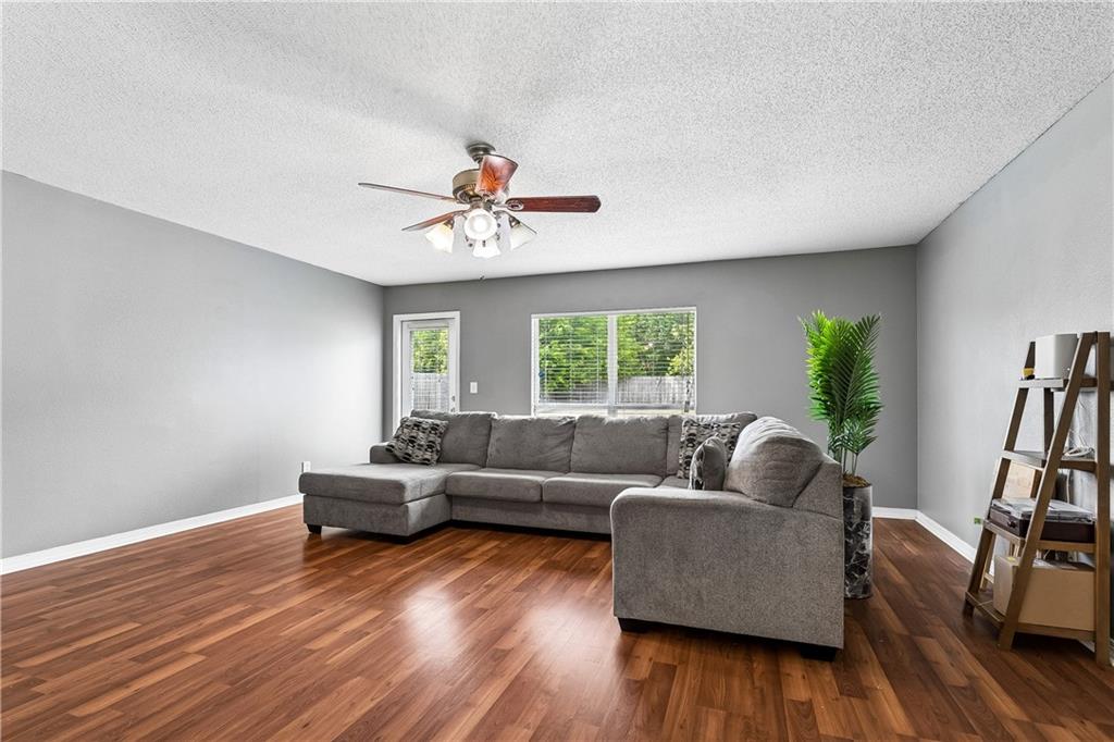 1097 CLAIRISE Court