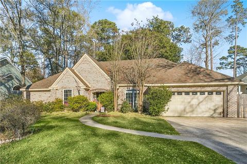 Photo of 255 S LOTUS Drive, Mandeville, LA 70471 (MLS # 2554721)