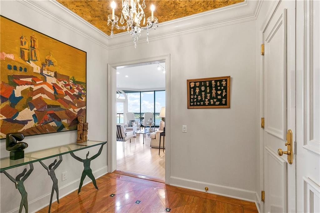 600 PORT OF NEW ORLEANS Place 6F
