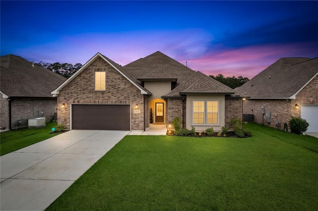 3101 ESTELLE Court