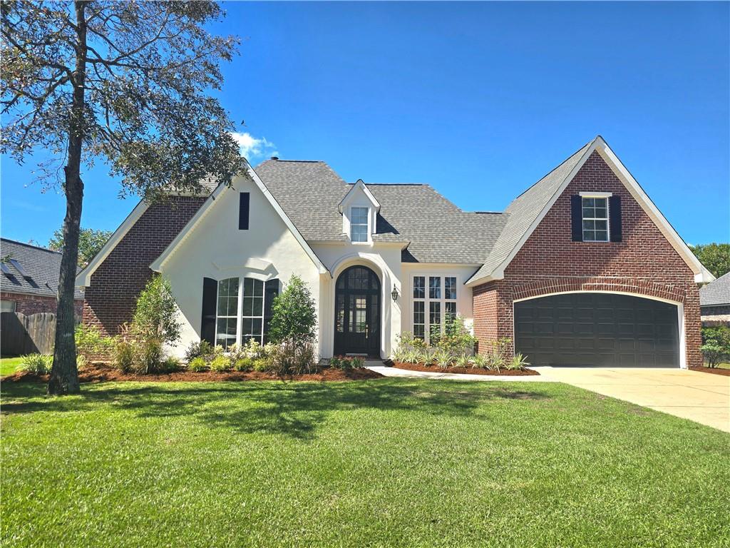 864 SWEET BAY Drive