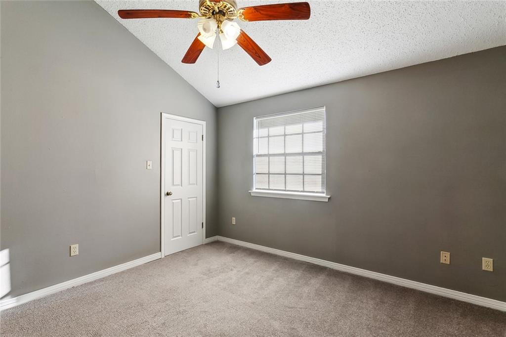 90 HOUMAS Place