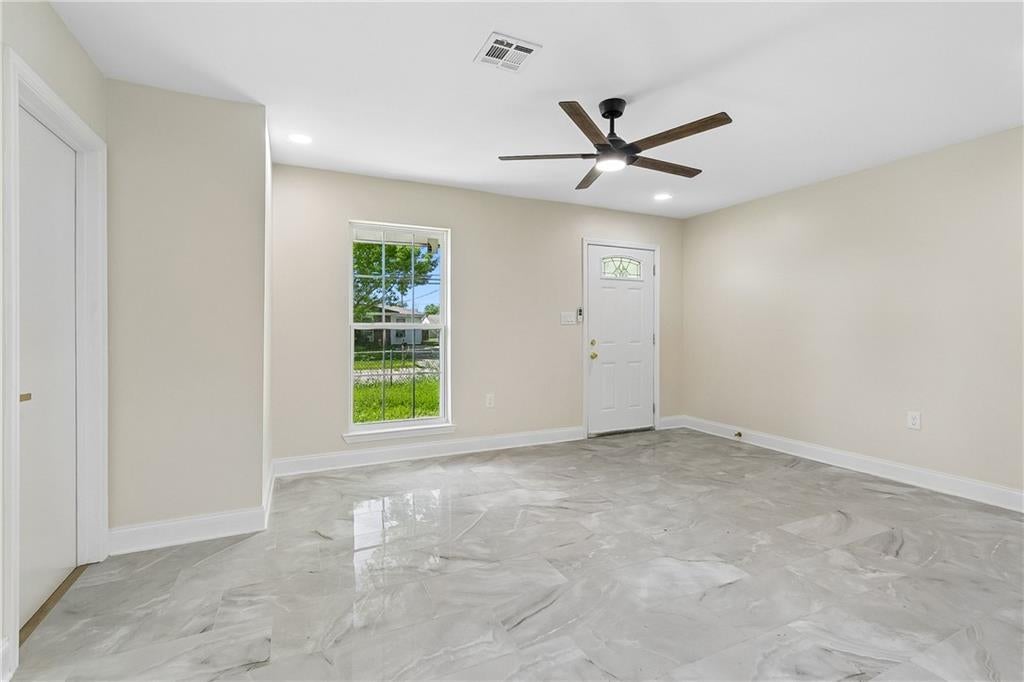 355 AZALEA Drive