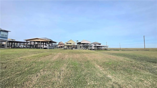 106 JUNIOR LN, PORT SULPHUR, LA 70083 - Image b772407fe1d4fb53e2779c0f6c8a08b4/3426830675