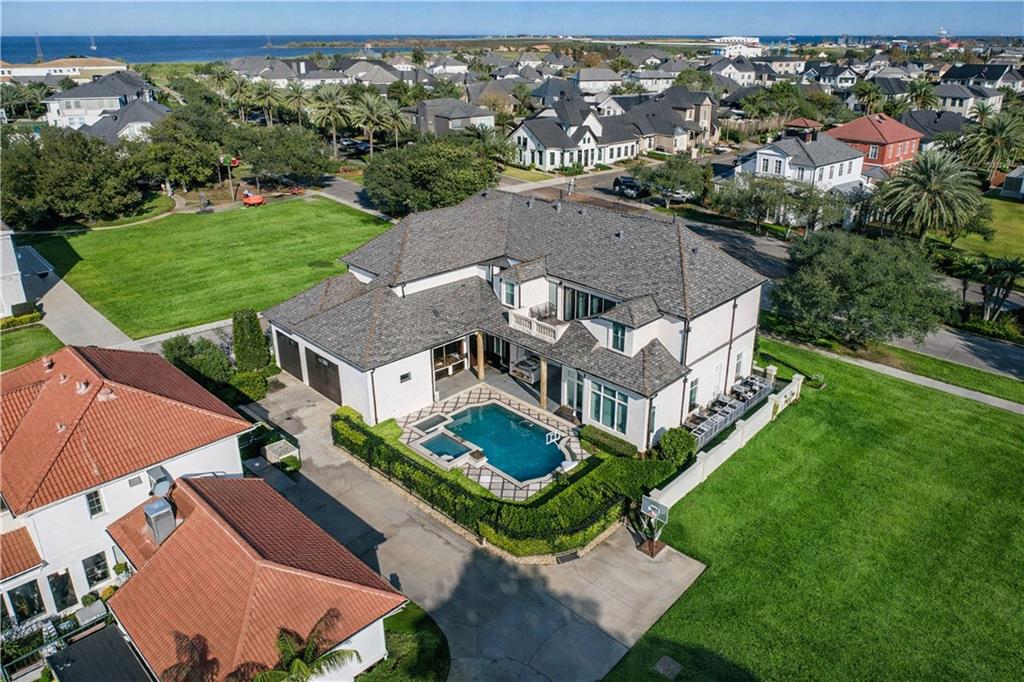 3 ROYAL PALM Boulevard