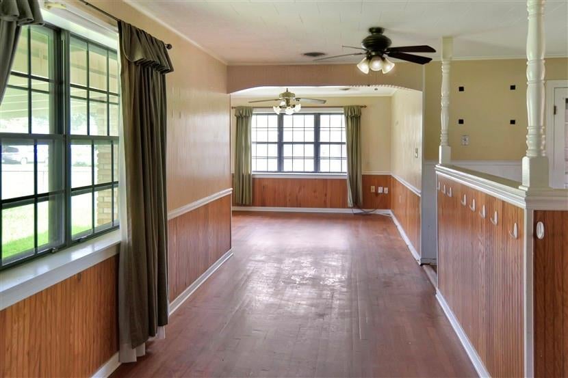 308 OAK Lane