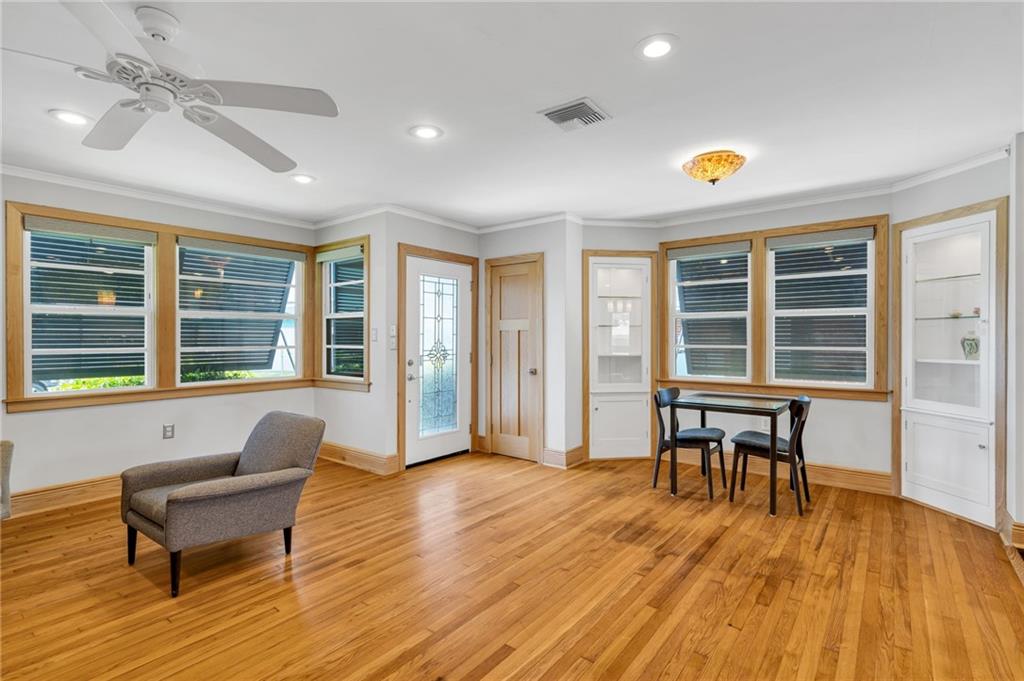 401 RIVERDALE Drive