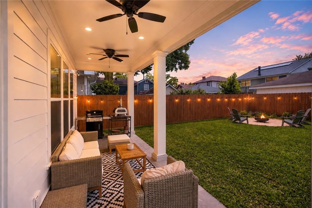 11 METAIRIE Court