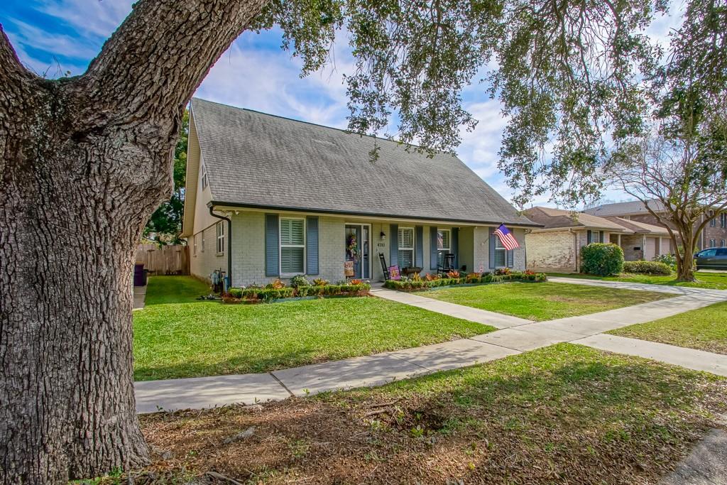 4313 N TURNBULL Drive