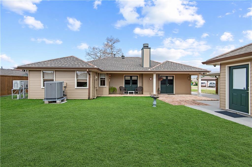 304 GLENMEADE Court
