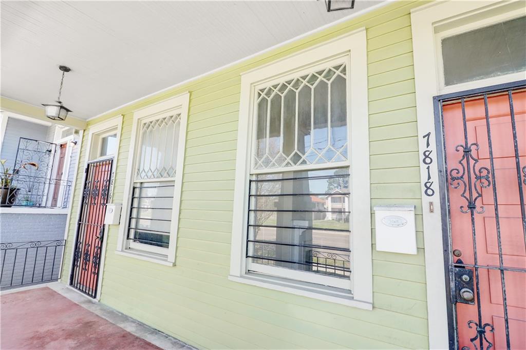 7816 18 S CLAIBORNE Avenue