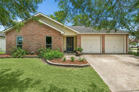 610 LONGVIEW Drive Destrehan LA 70047