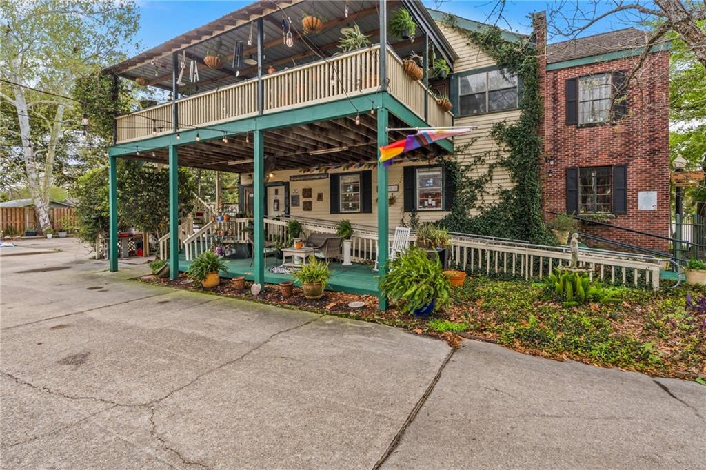 2236/2238 1ST Street