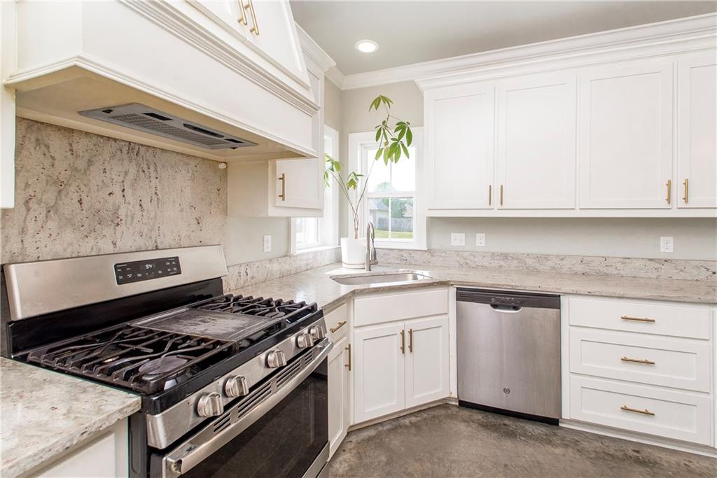 11181 COPPER HILL