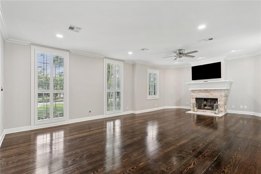 660 BEAU CHENE Drive