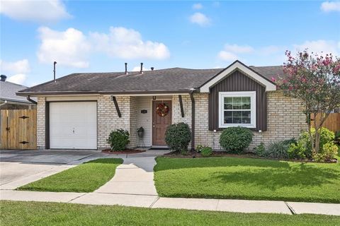2101 N WOODLAWN Avenue Metairie LA 70001