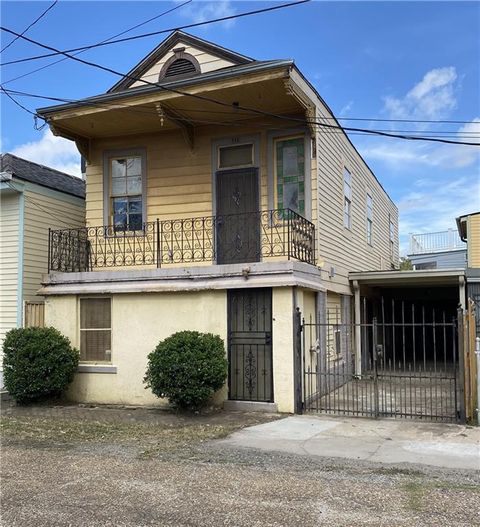 715 HARMONY Street New Orleans LA 70115