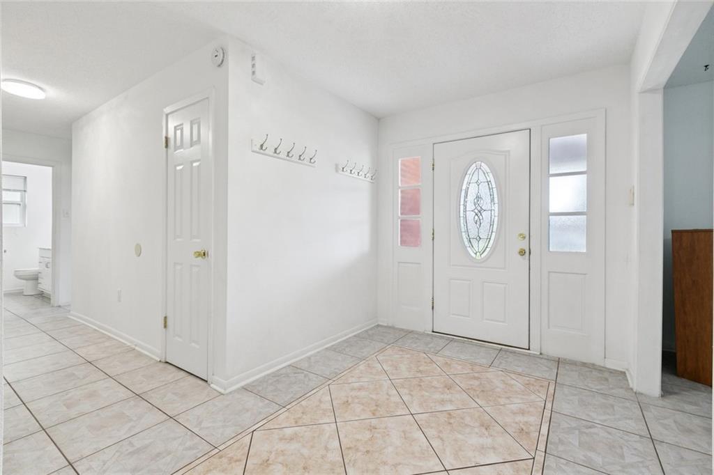 242 WILLOW Drive